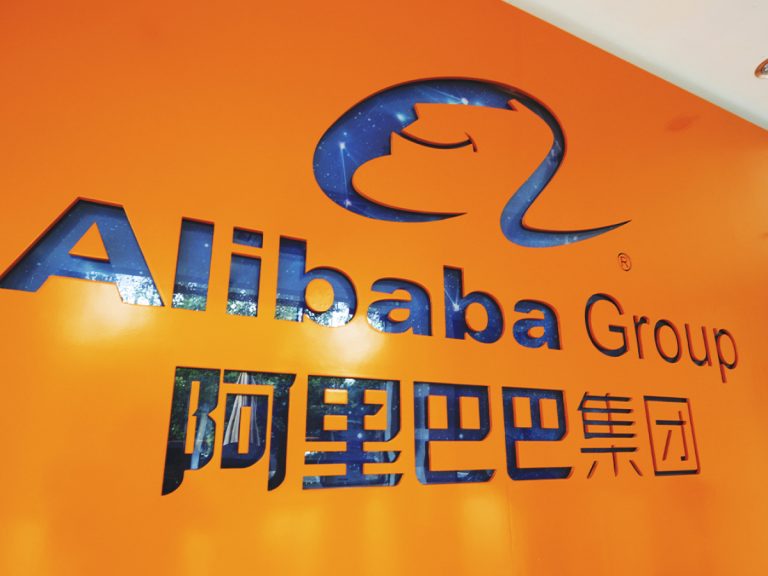 Phó chủ tịch tập đoàn Alibaba, Joe Tsai: “Tôi thích tiền mã hóa”