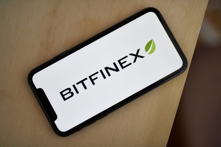 BREAKING: Mỹ bắt được 2 kẻ liên quan vụ hack 3,6 tỷ USD BTC sàn Bitfinex hồi năm 2016