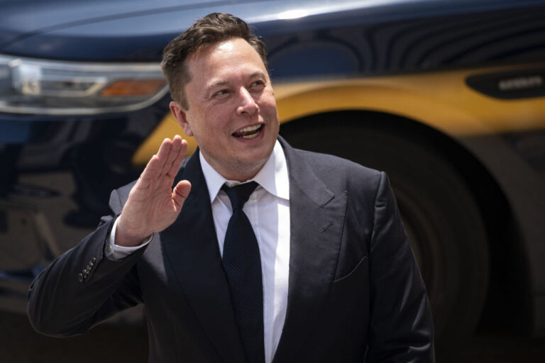 Tesla sẵn sàng mua thêm Bitcoin sau khi bán vào quý 2