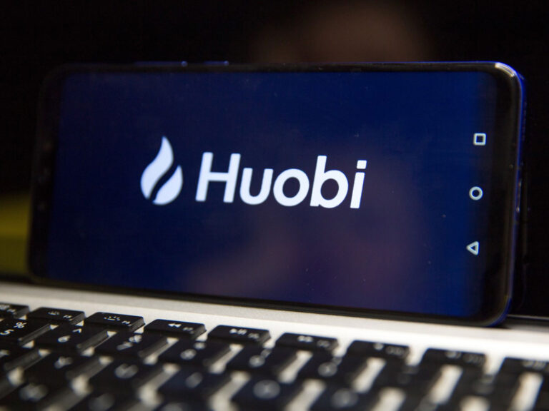 Bankman-Fried và Justin Sun đang đàm phán để mua phần lớn cổ phần sàn Huobi Global