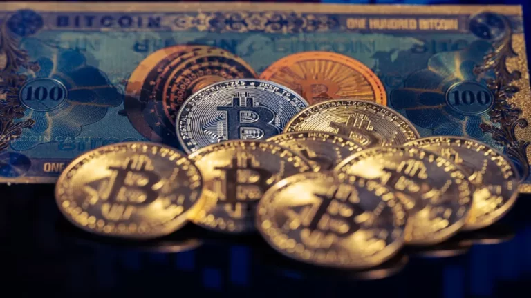Tiền đầu tư vào Crypto tăng lần đầu tiên sau gần 2 năm.