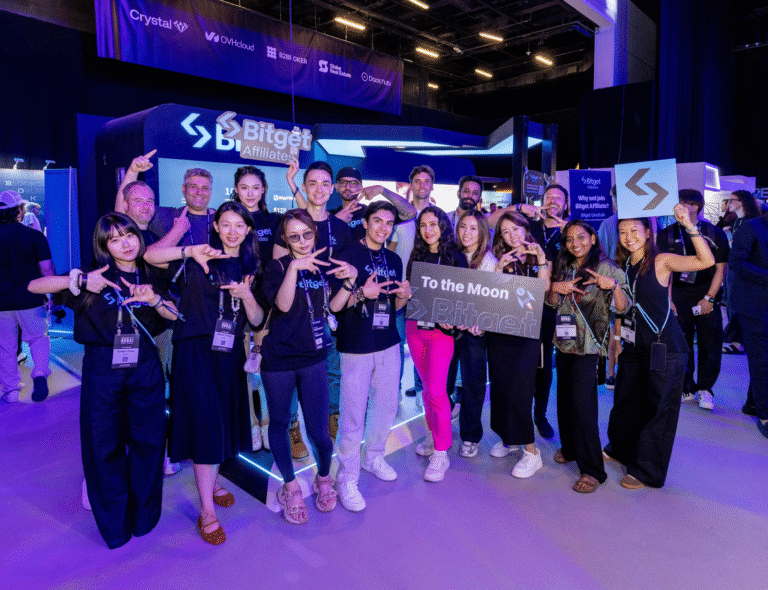 Bitget Gây Ấn Tượng Mạnh Tại Dubai 2025: Hai Ngày Sôi Động Cùng Web3 Toàn Cầu